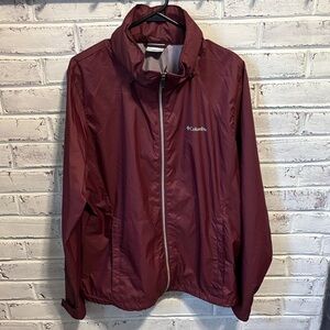 Columbia Women's Burgundy Jacket
